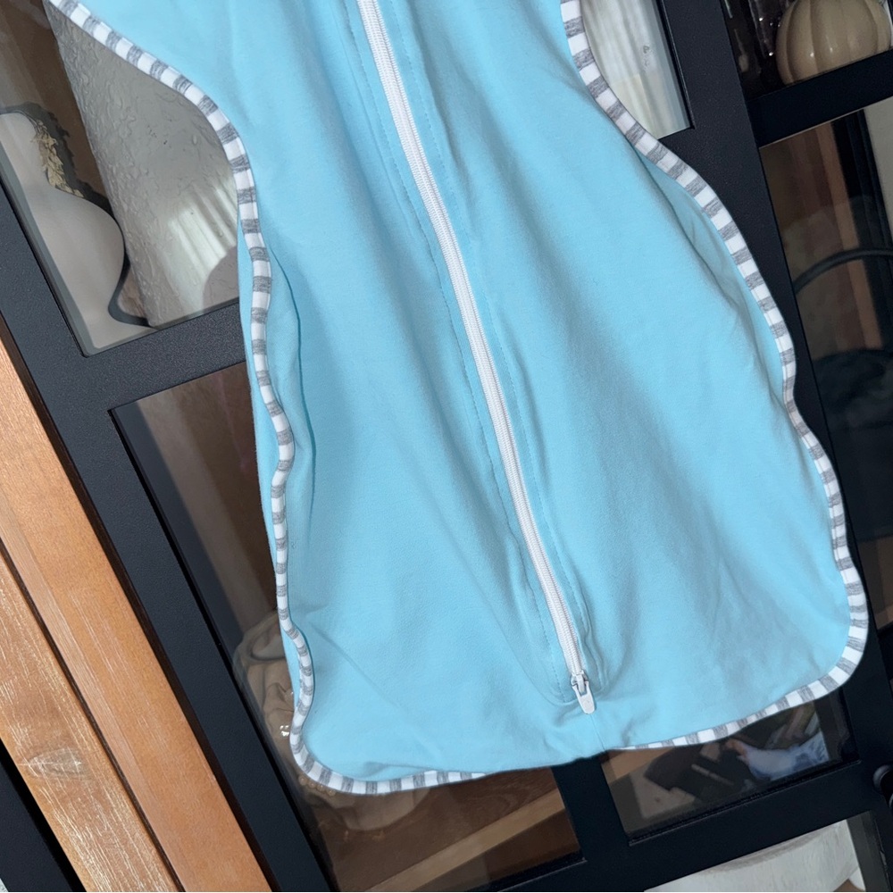 Love to dream swaddle baby arms up zipper light blue girl boy unisex medium - Picture 5 of 9